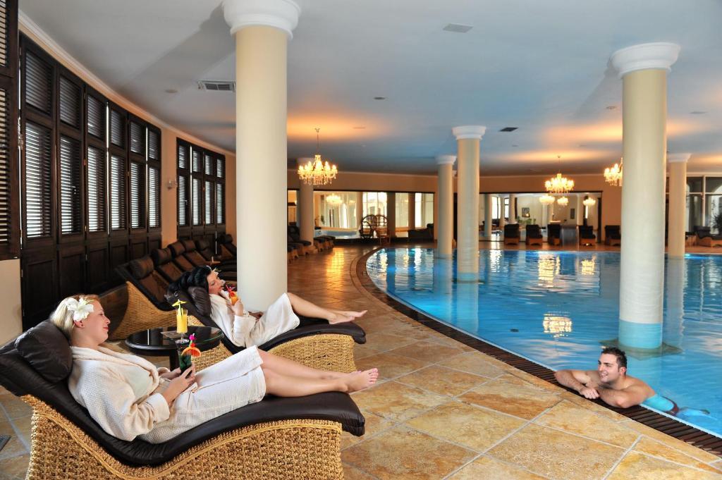 Arena Regia Hotel & Spa - Marina Regia Residence Нэводари Экстерьер фото
