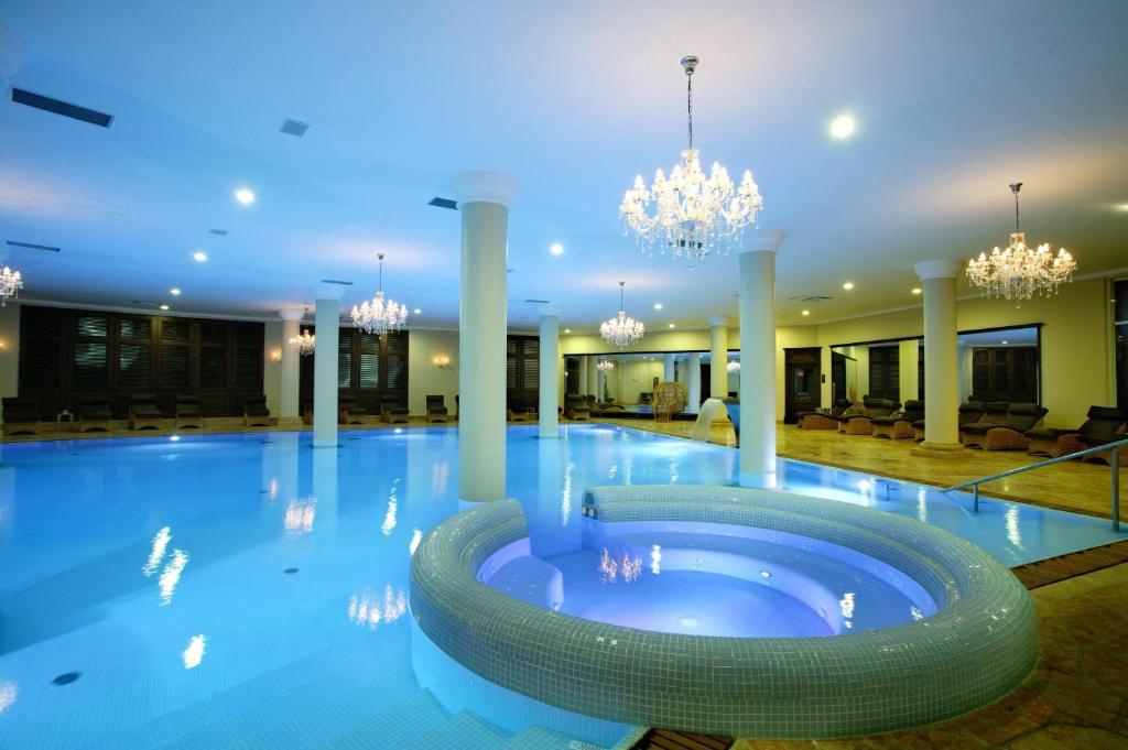Arena Regia Hotel & Spa - Marina Regia Residence Нэводари Экстерьер фото